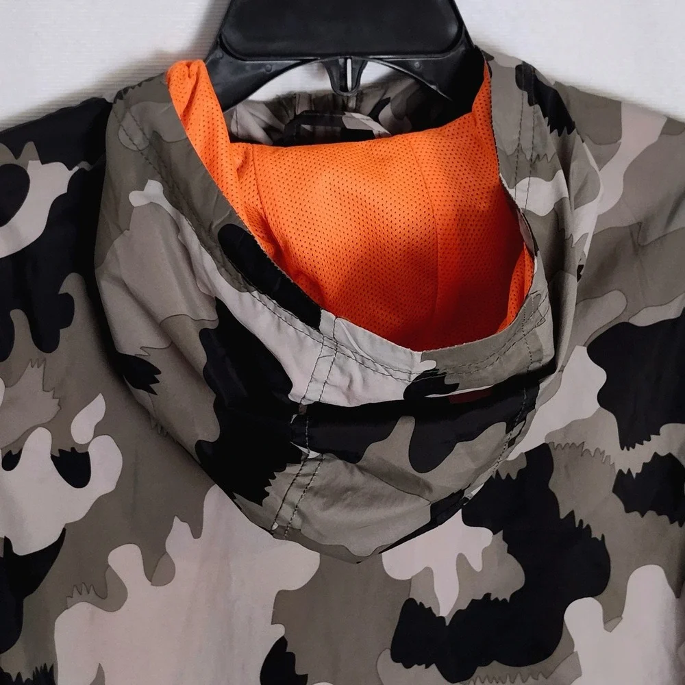 Hurley Full Zip Lightweight Hooded Windbreaker Jacket Boys Large Camo Orange‎